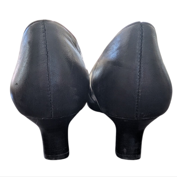 Miz Mooz Florette Mini Heel Pumps Black Leather Round Toe Kitten Heel Women's 7 - Picture 8 of 16